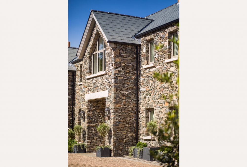 new-build-stone-clad-family-home-17